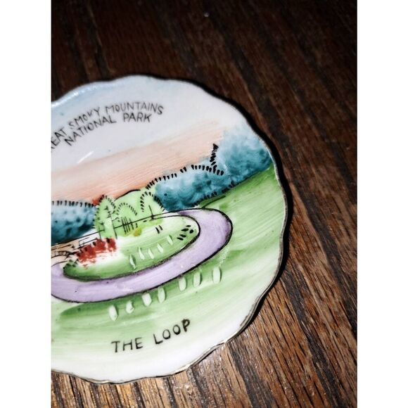 Vintage Small Miniature Great Smoky Mountains The Loop Ceramic Souvenir Plate 3" - Picture 2 of 3